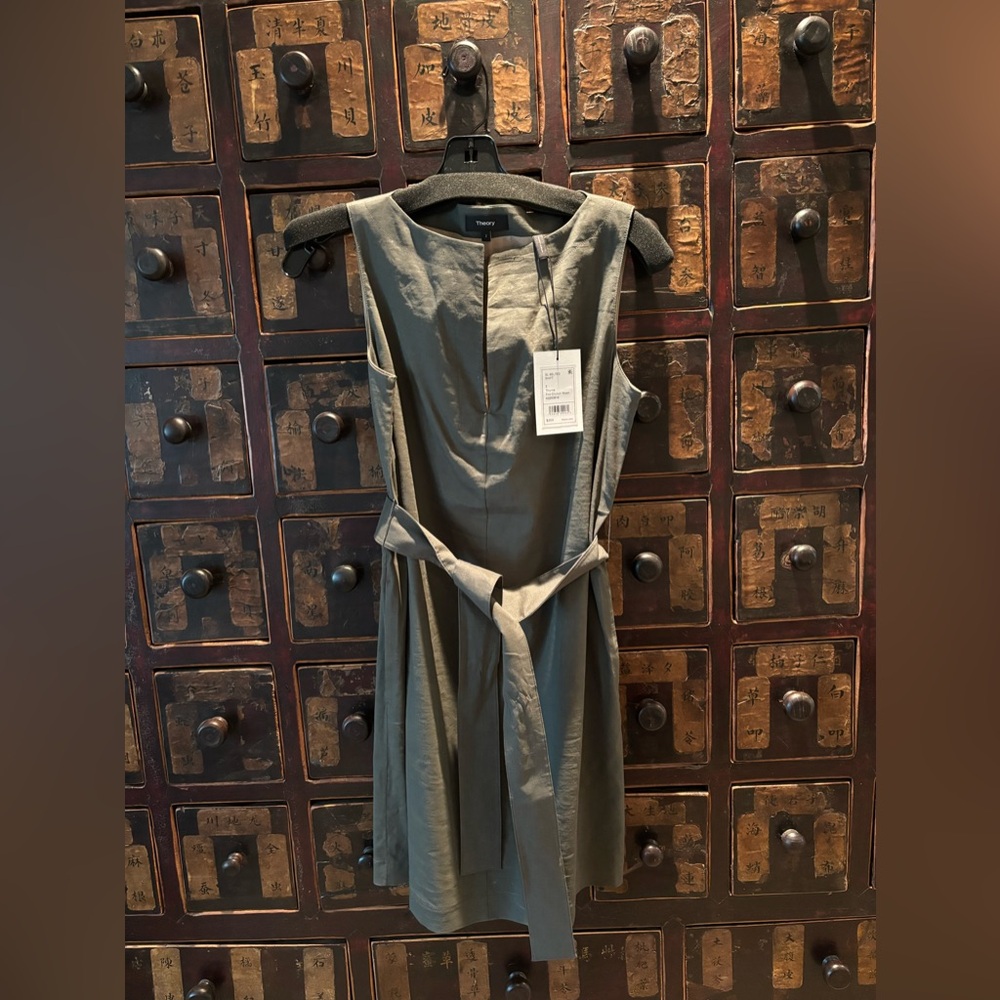 Theory sleeveless belted shift dress